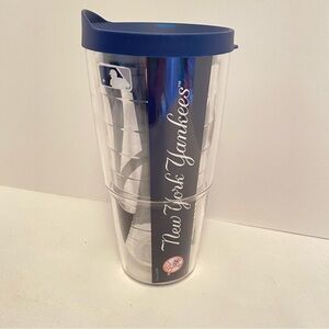 Tervis NY Yankees Logo Double Wall Classic Insulated Tumbler W Travel Lid 24 Oz